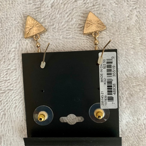 Gold and Cheetah Earrings - Set of 2 - Guess - Gold Circle - Cheetah Triangle - Picture 4 of 4